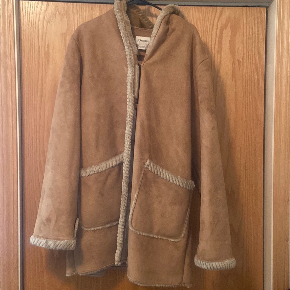 XL women jacket 🧥 tan suede with hoodie